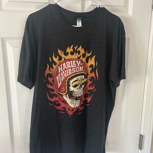 Harley-Davidson Charcoal Tee with Fiery Skull Graphic